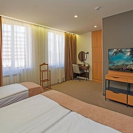 Cartez Hotel Erevan Esterno foto