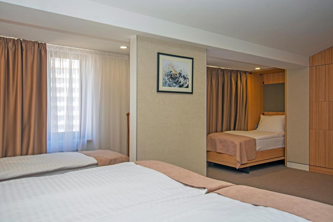 Cartez Hotel Erevan Esterno foto