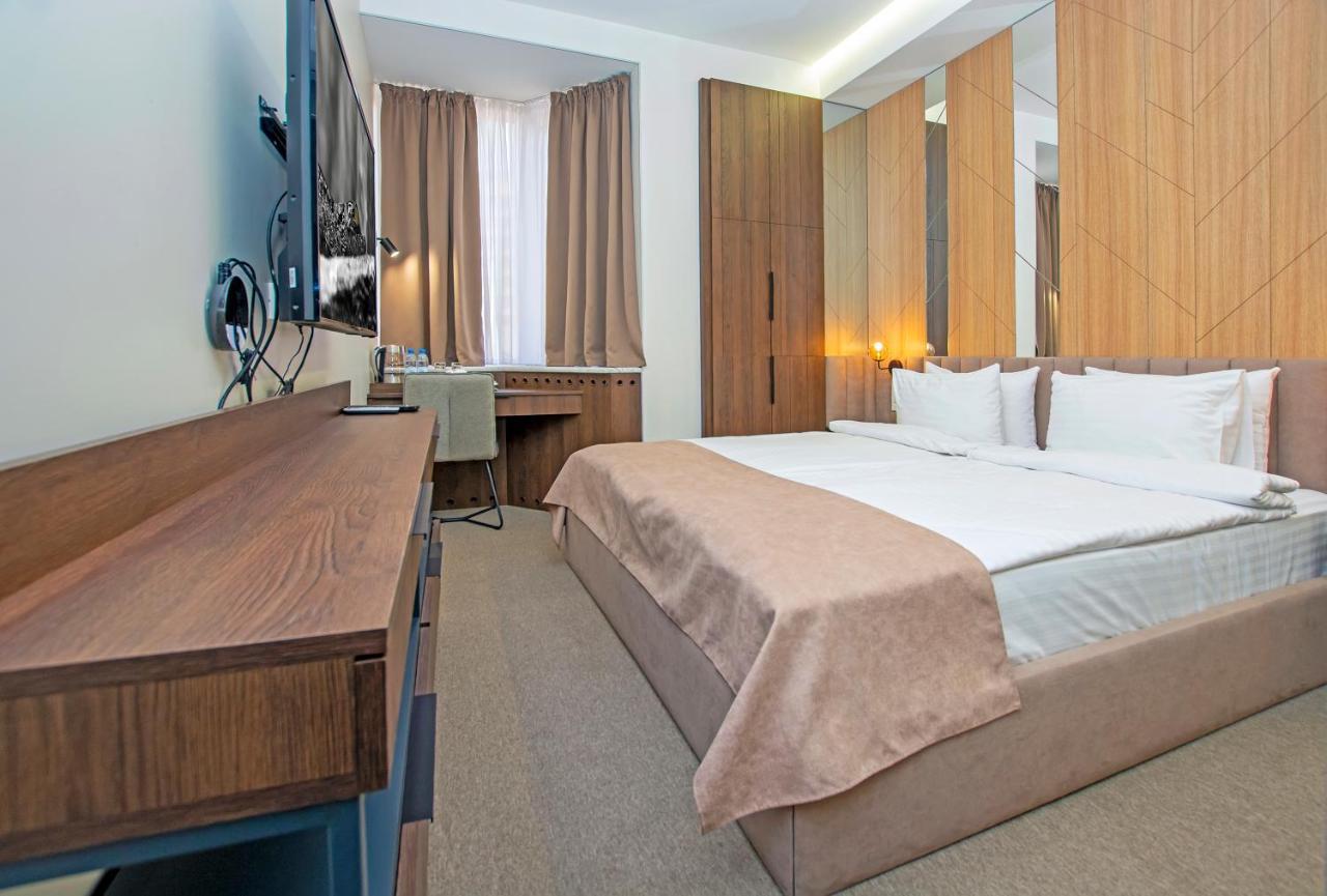 Cartez Hotel Erevan Esterno foto
