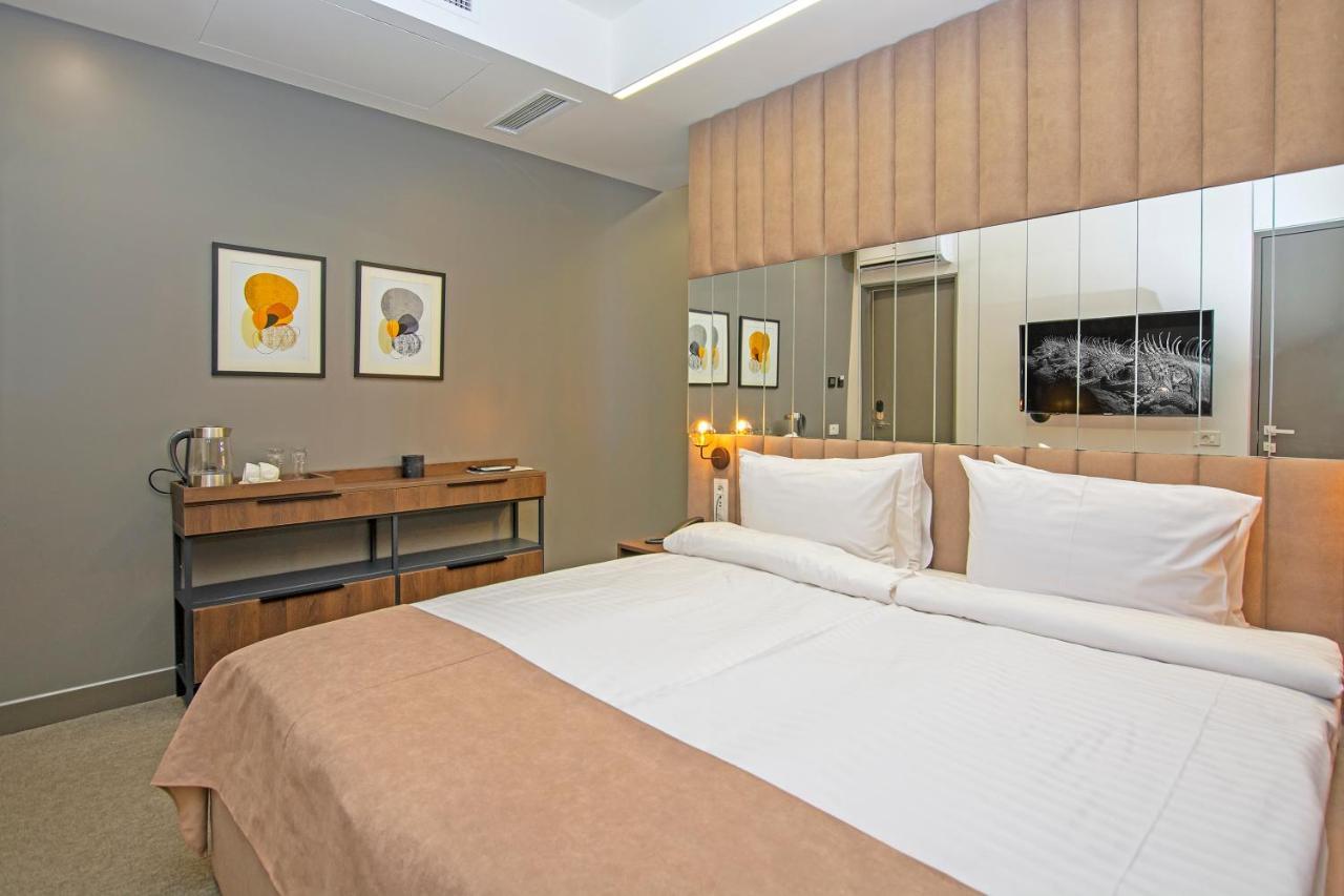 Cartez Hotel Erevan Esterno foto