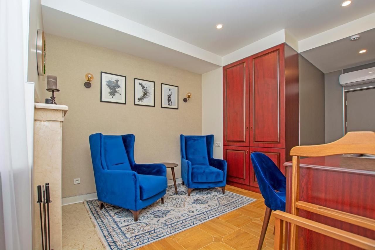 Cartez Hotel Erevan Esterno foto